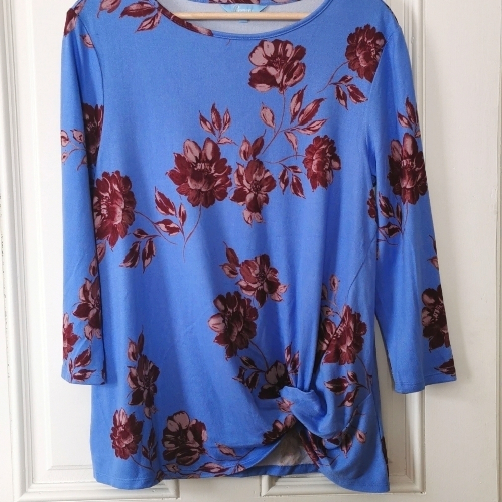 Penmans Floral Long Sleeve top. Size Large. EUC Cottagecore